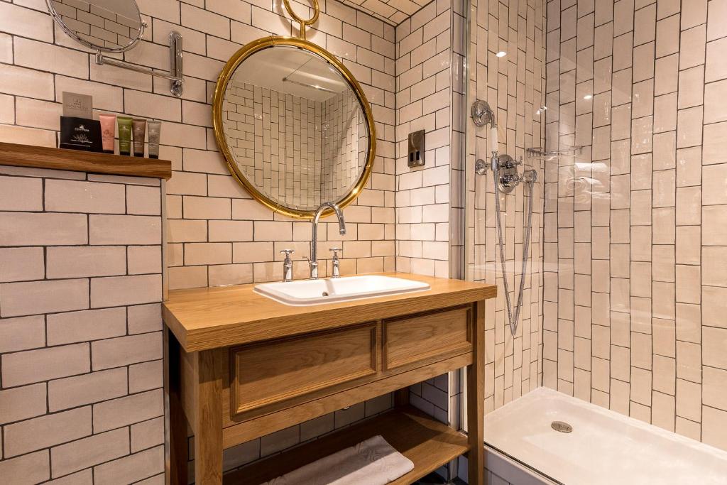 City Gate - Resim 30