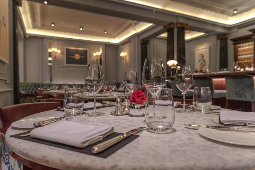 The Stafford London - Resim 32