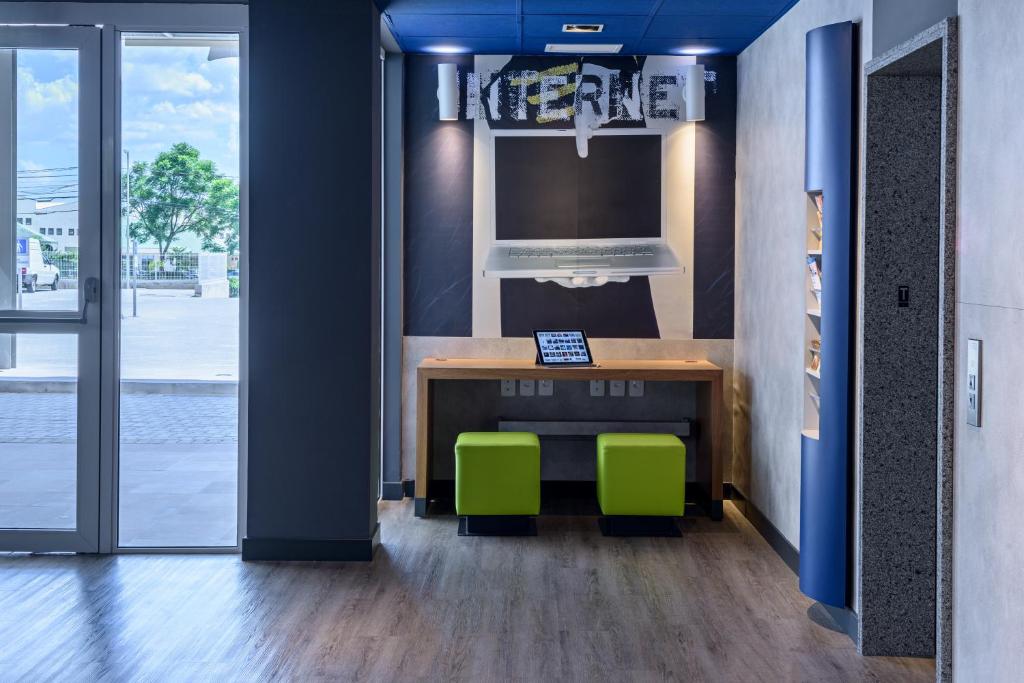  ibis budget Curitiba Aeroporto