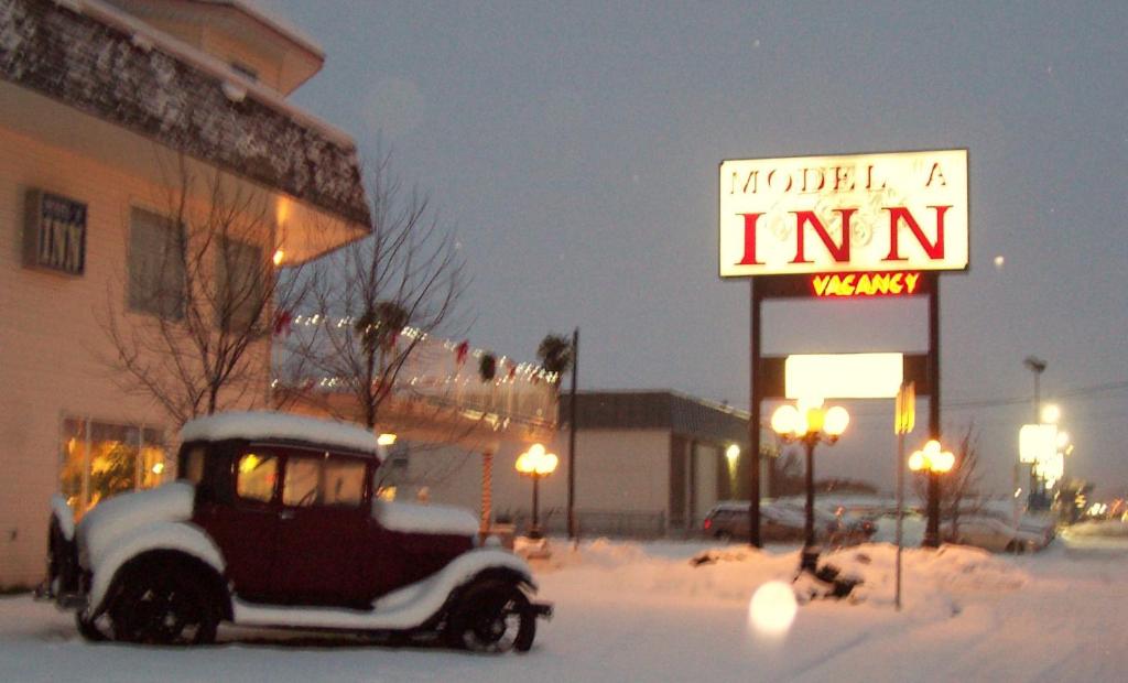 Model A Inn v zimě