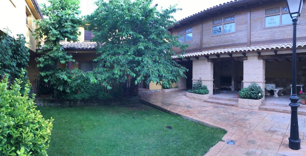 La Antigua Vaquería - 11