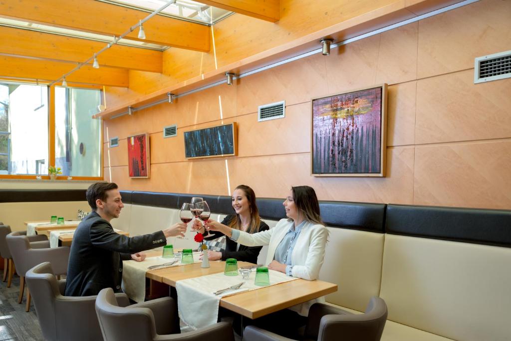 Business-Hotel Stockinger - Resim 17