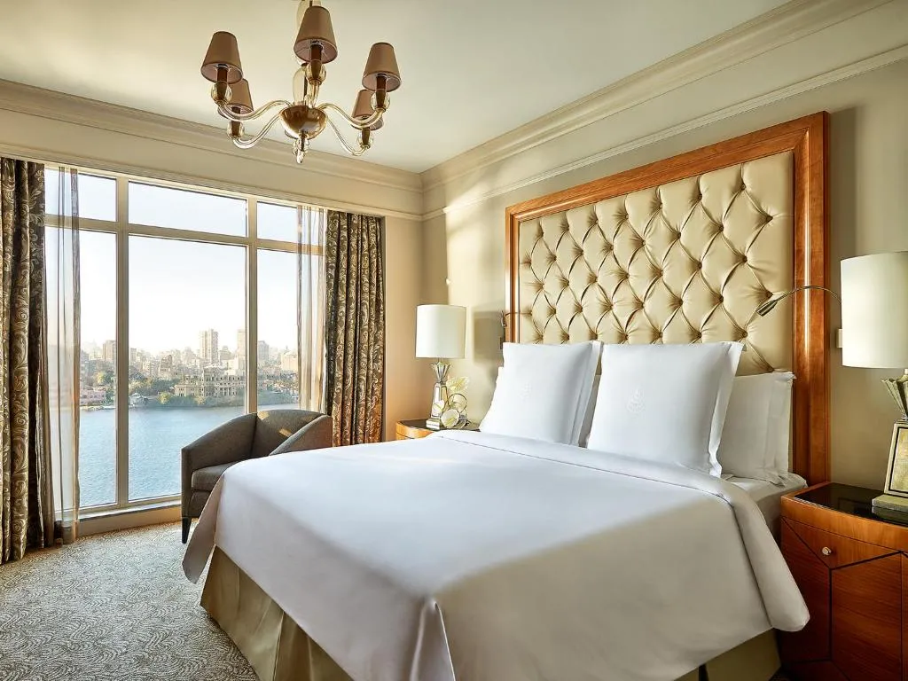 Diplomatic Suite - King Bed