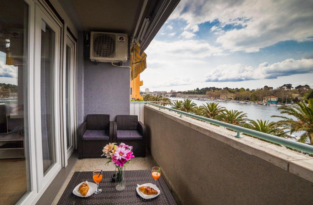 Apartment Big Look - 4