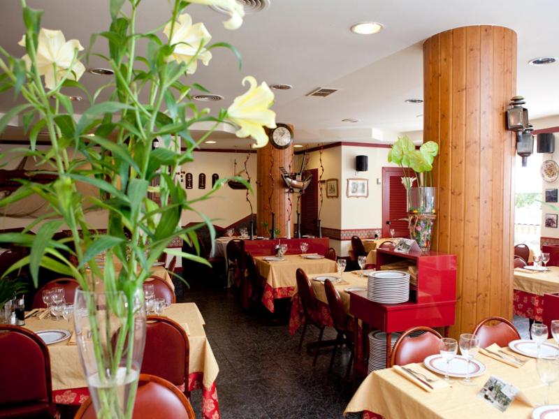 Restaurace v ubytování Hotel Costa