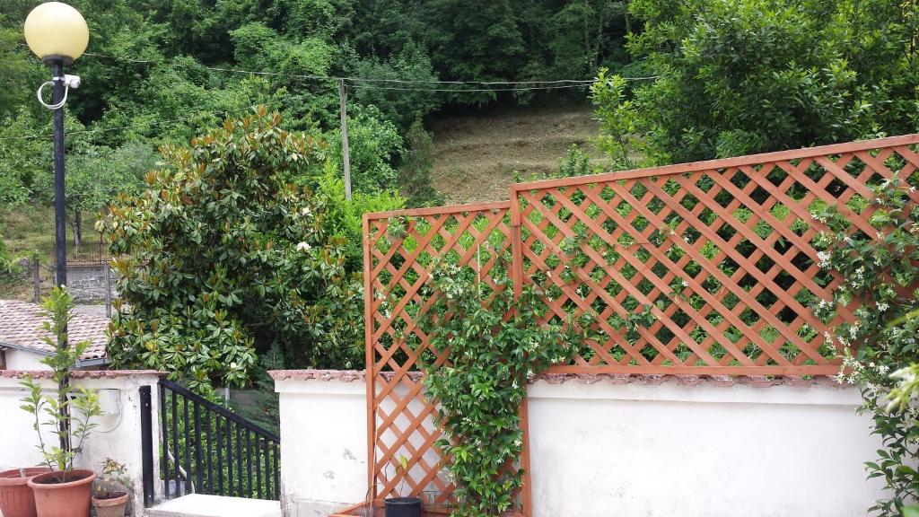 Ogród w obiekcie B&b Fabra Casa Mia e non solo