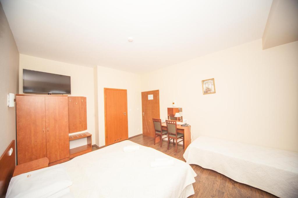 Hotel Ada - Habitación Triple