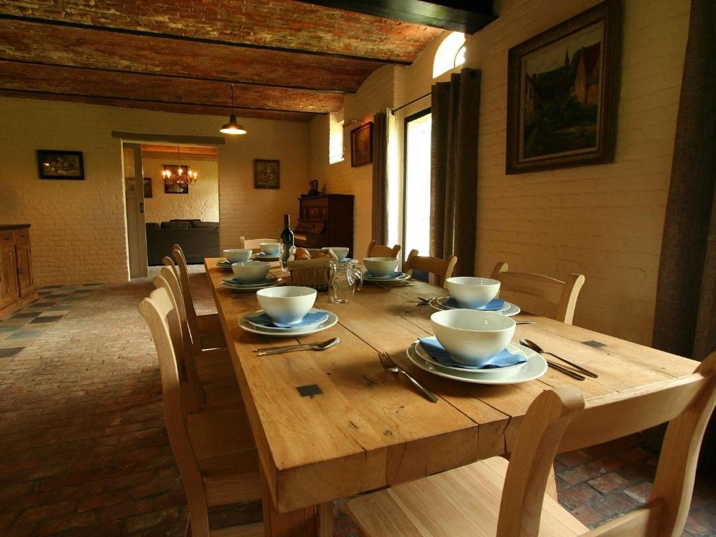 Příslušenství pro přípravu čaje a kávy v ubytování Holiday Home in Beernem near Bruges