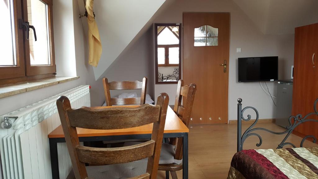 Willa Dzika Róża - 19