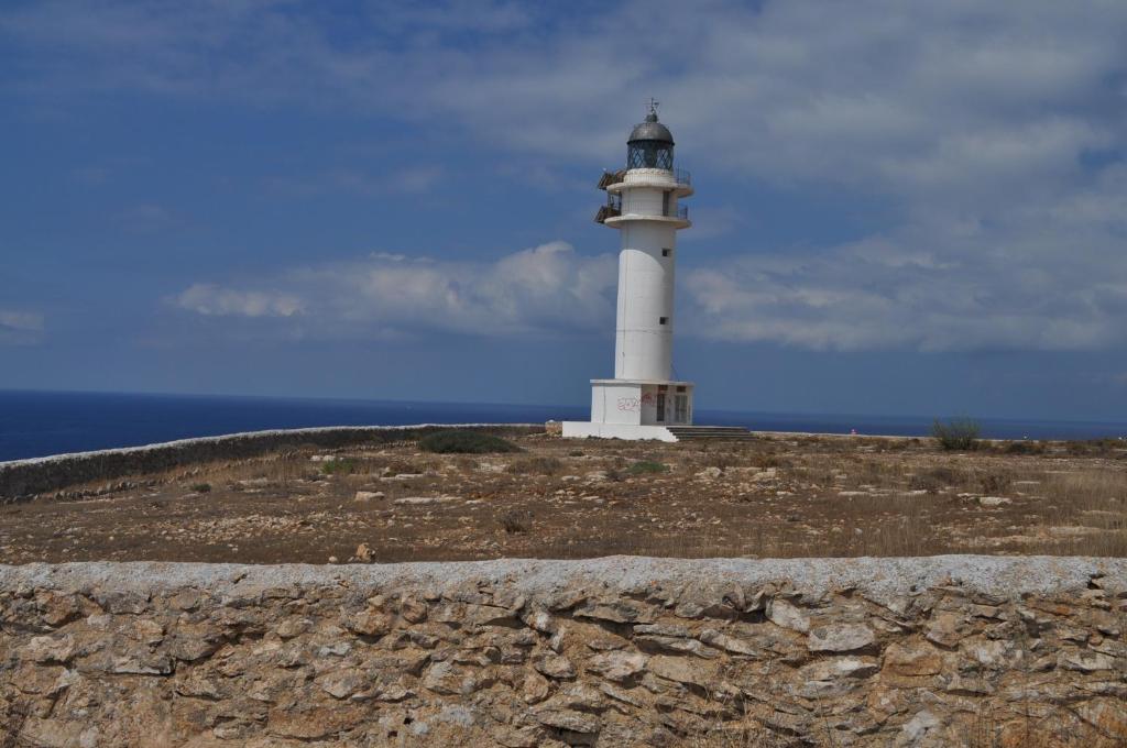 Viviendas Turisticas SEstanyol, La Savina – Updated 2023 Prices
