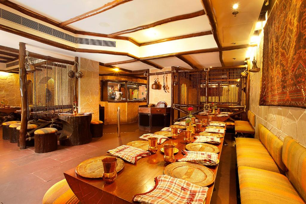 Posezení v ubytování Welcomhotel by ITC Hotels, Alkapuri, Vadodara