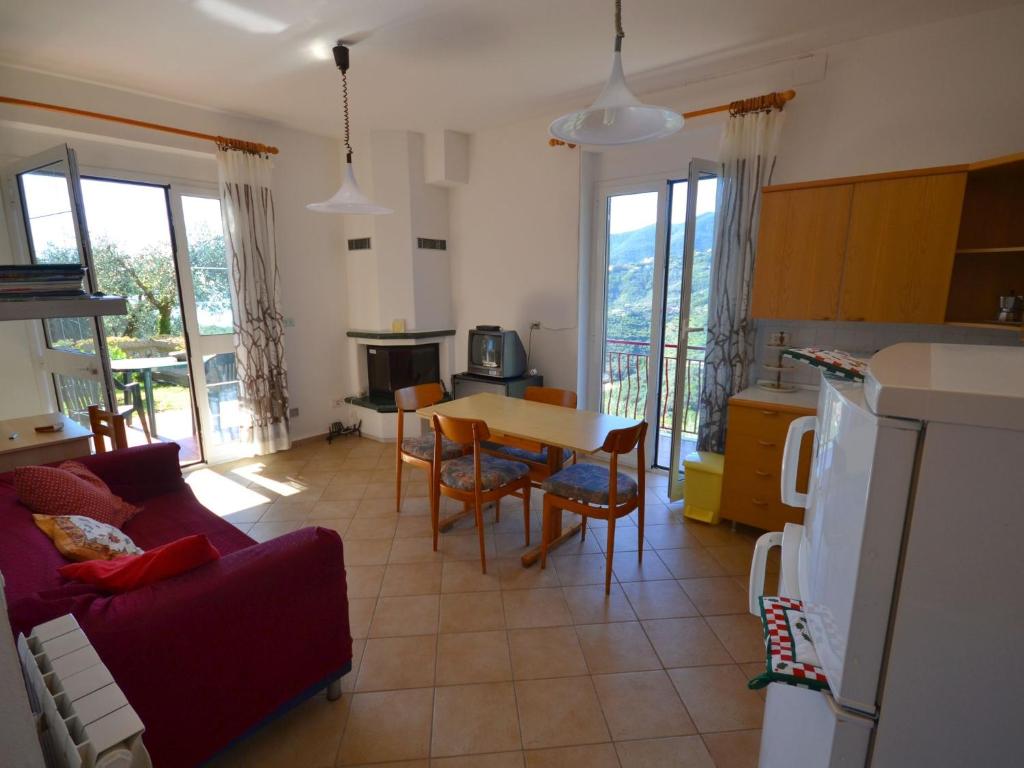 Kuchnia lub aneks kuchenny w obiekcie Villa in Moneglia near the Sea and Hillside