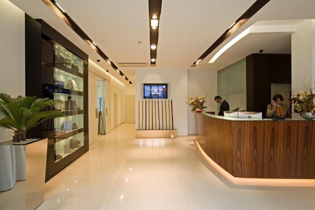Vstupní hala nebo recepce v ubytování Card International Hotel