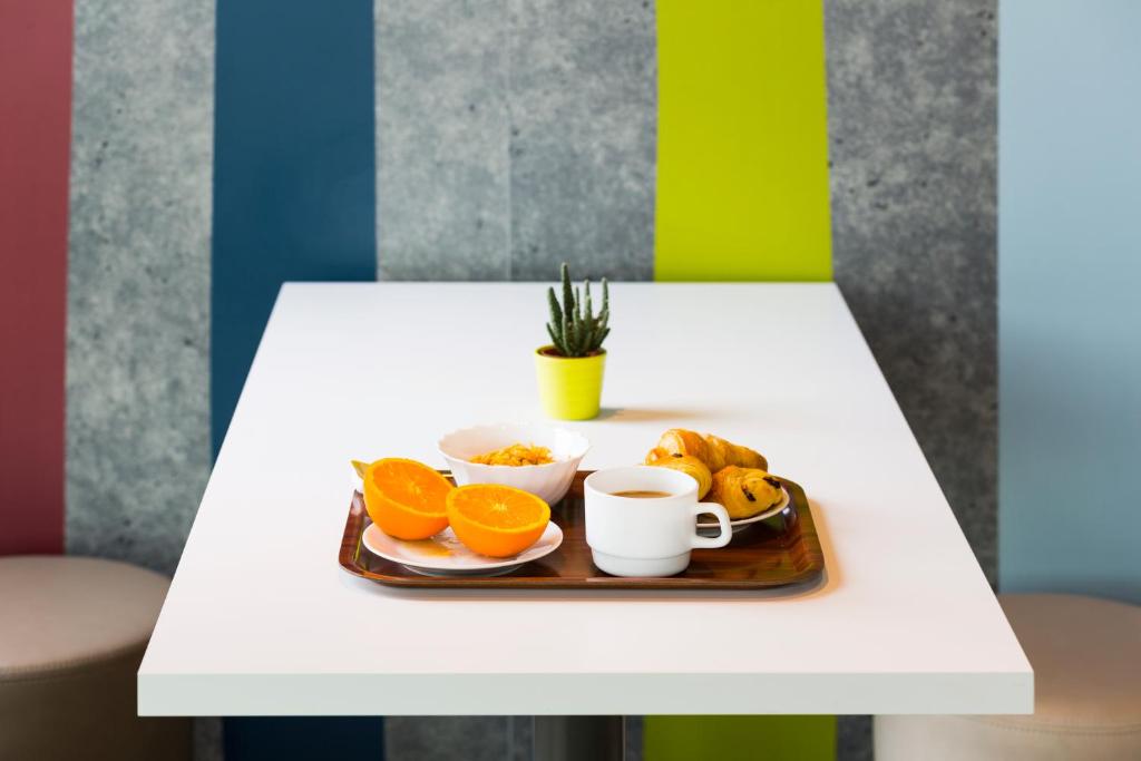 Ibis Budget Málaga Aeropuerto Avenida de Velazquez - Resim 28