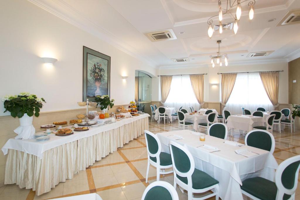 Posezení v ubytování Hotel Cavaliere