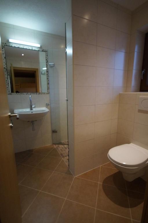 Kúpeľňa v ubytovaní Appartement Gästehaus Aloisia