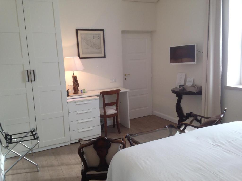 Relais Torre Dei Torti - Luxury Bed and Breakfast - Habitación Doble O Gemela Con Baño Privado