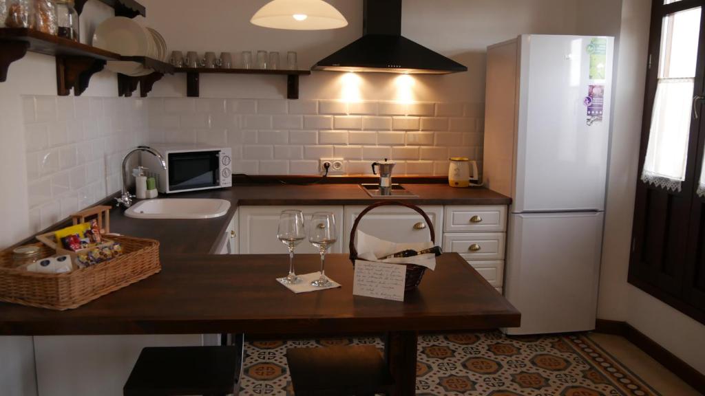 Una cocina o zona de cocina en Casa del Cantaor