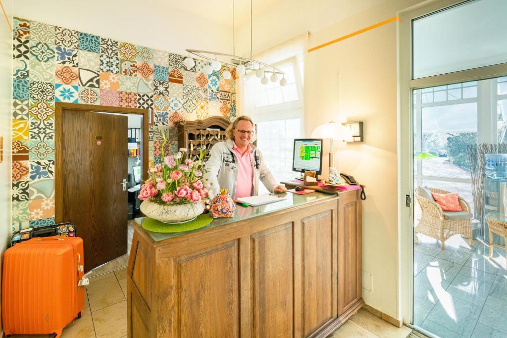 Airport Fashion Hotel - Resim 8