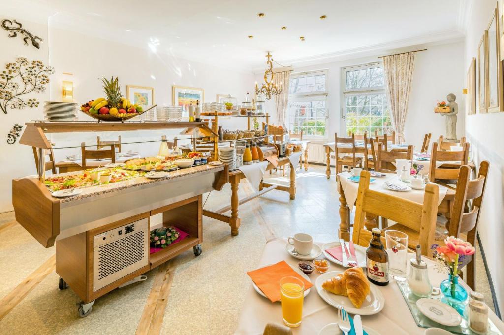 Airport Fashion Hotel - Resim 16