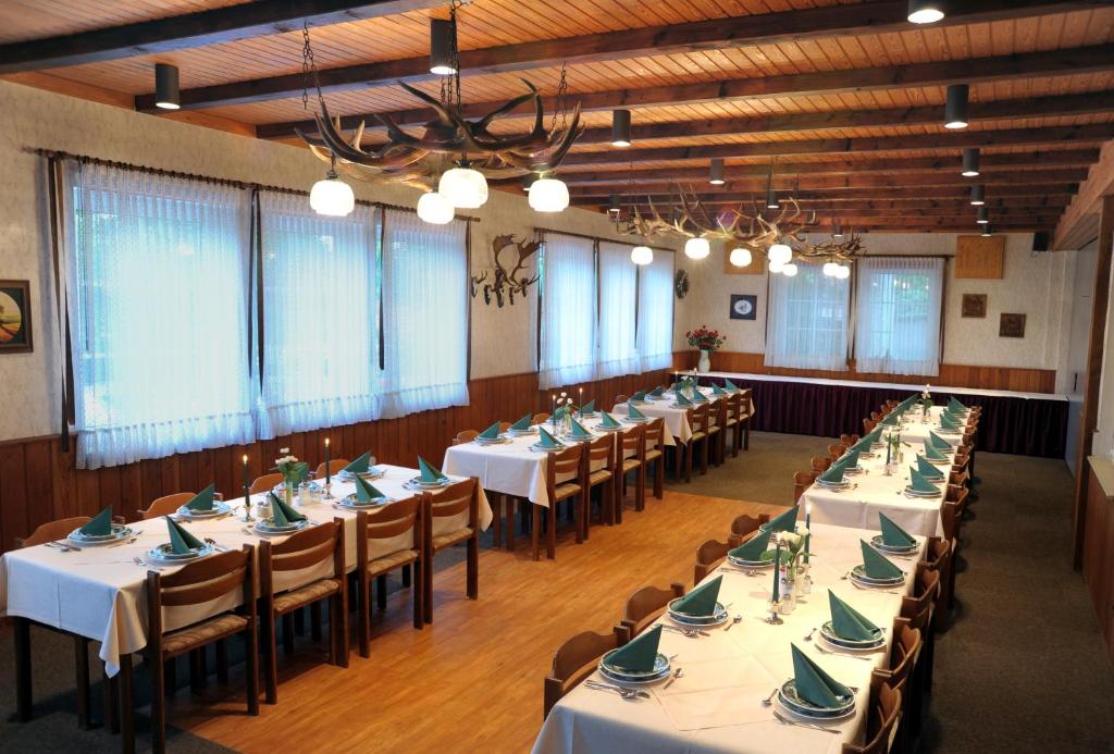 Restaurace v ubytování Hotel Schnehagen