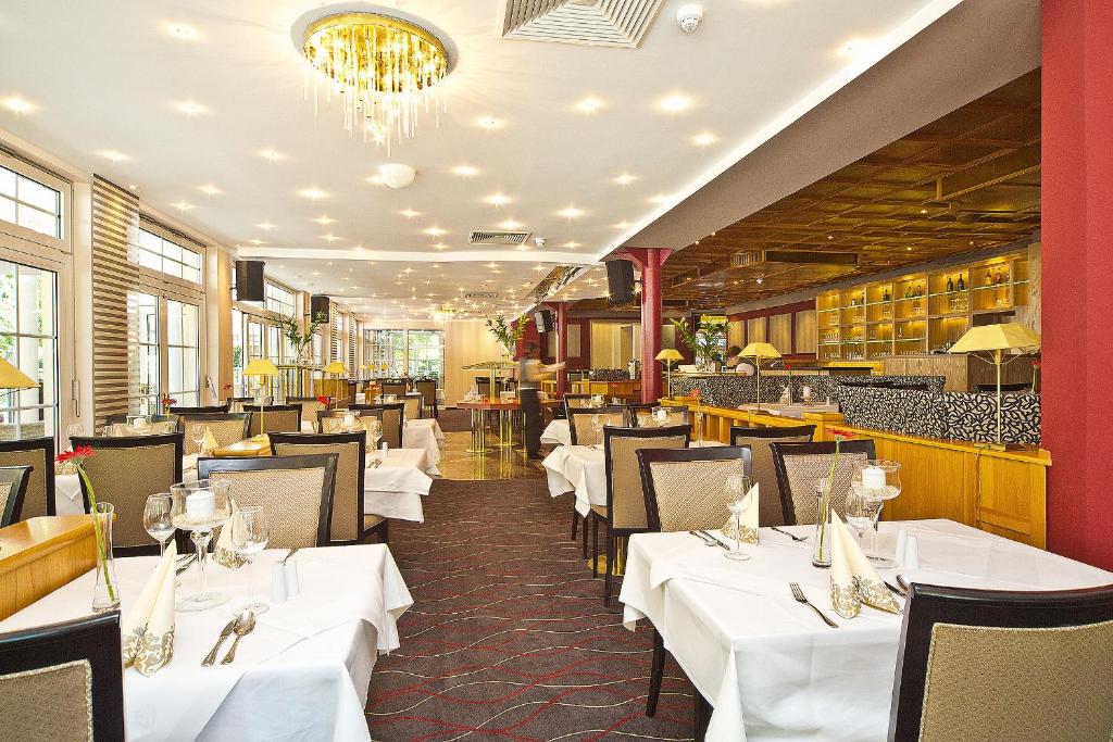 Restaurace v ubytování HOTEL am STRAND