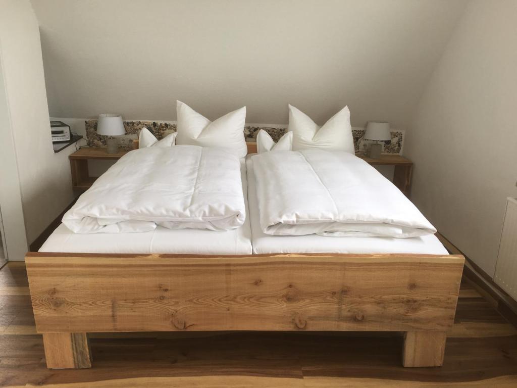 Postel nebo postele na pokoji v ubytování Hotel Fresena
