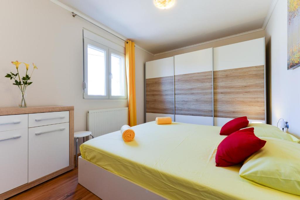 Posteľ alebo postele v izbe v ubytovaní Villa Šima- luxury apartment with private pool
