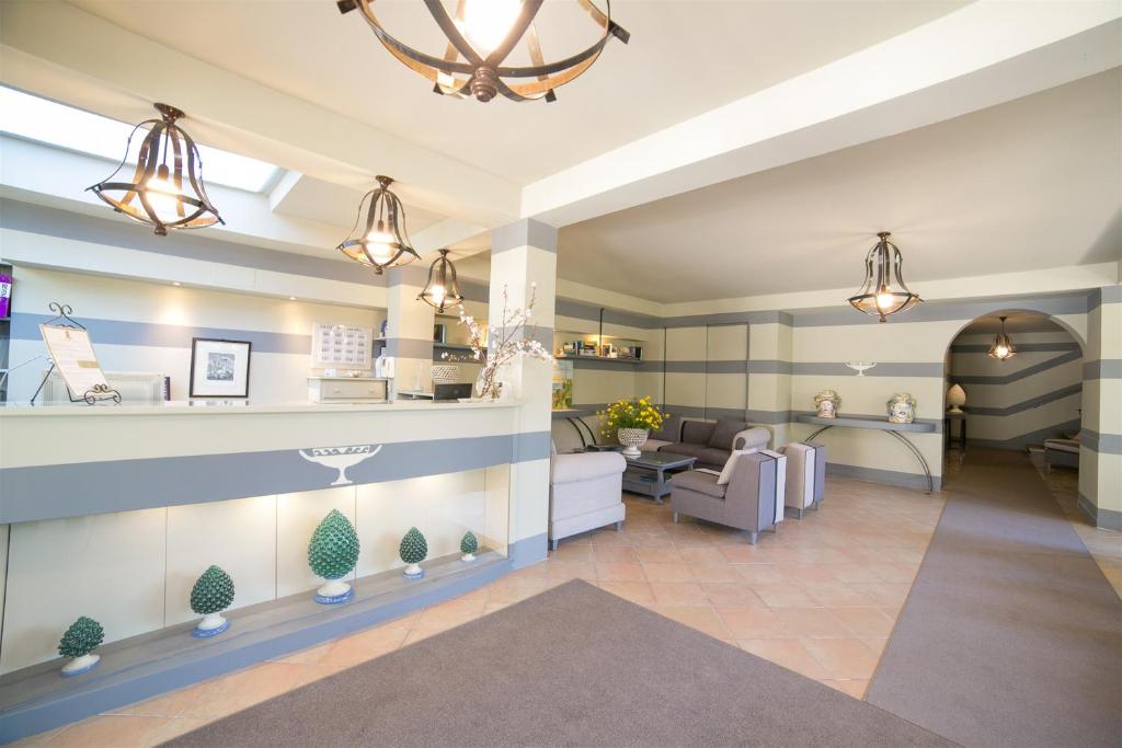 Foto da galeria de Hotel Villamare em Fontane Bianche