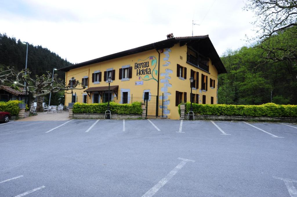 Hotel Rural Bereau reservar