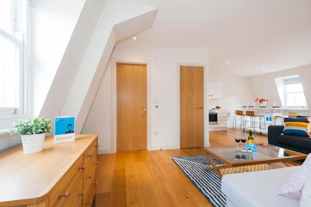 The Chelsea Redcliffe Hideaway