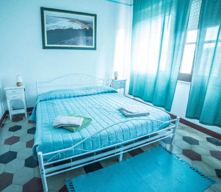 S'Apprigu B&B - Double Room With Private External Bathroom