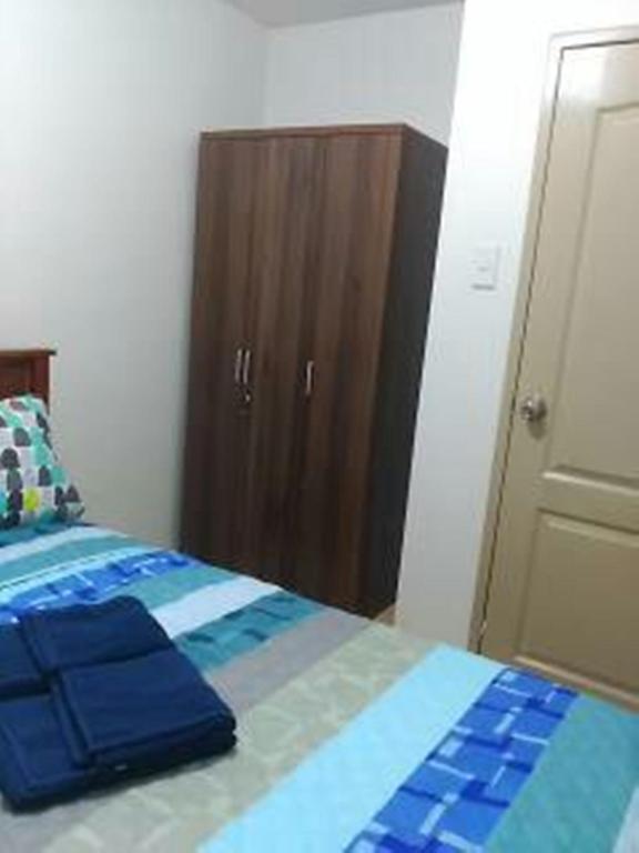 Postel nebo postele na pokoji v ubytování 2 BR Sorrento Oasis