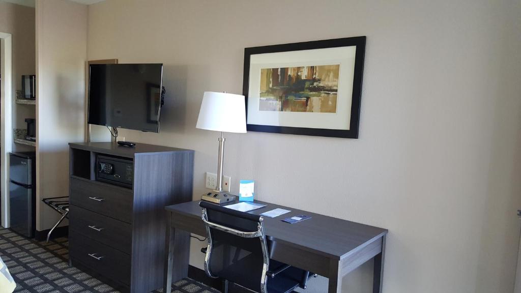 Baymont by Wyndham Clarksville - Habitación Con 2 Camas Grandes - No Fumadores