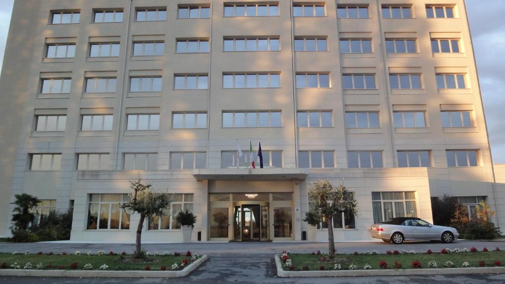 Budova, v ktorej sa hotel nachádza
