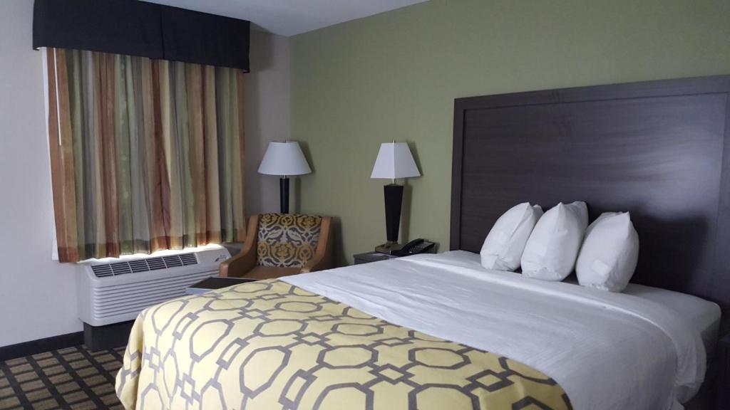 Baymont by Wyndham Clarksville - Habitación Con Cama Grande - No Fumadores