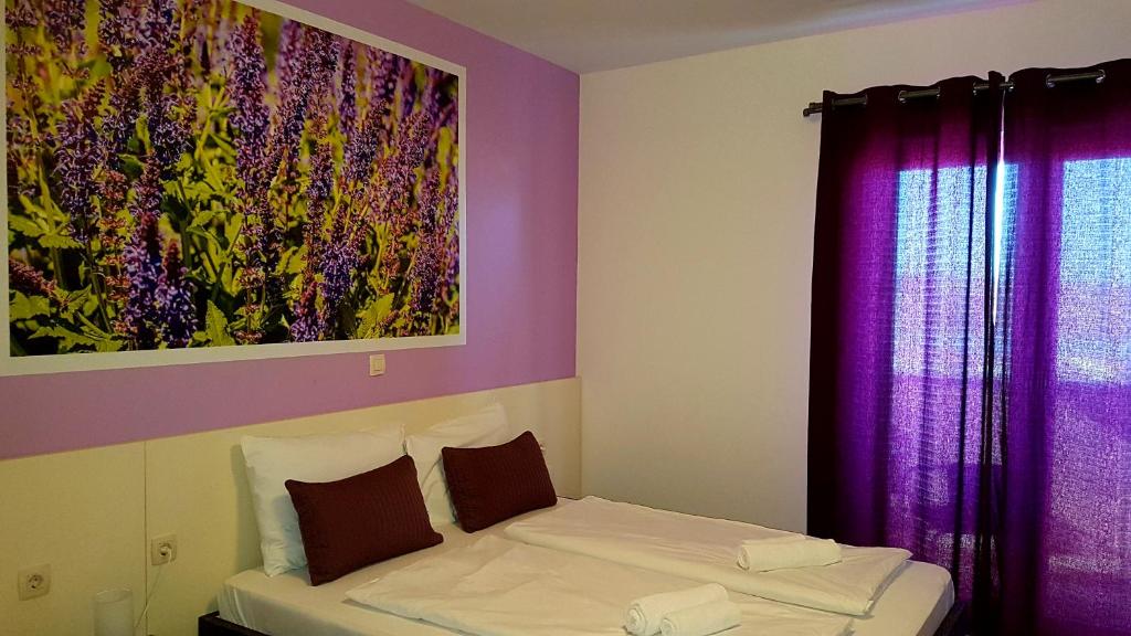 Una cama o camas en una habitación de Bed & Breakfast Marta & Tona