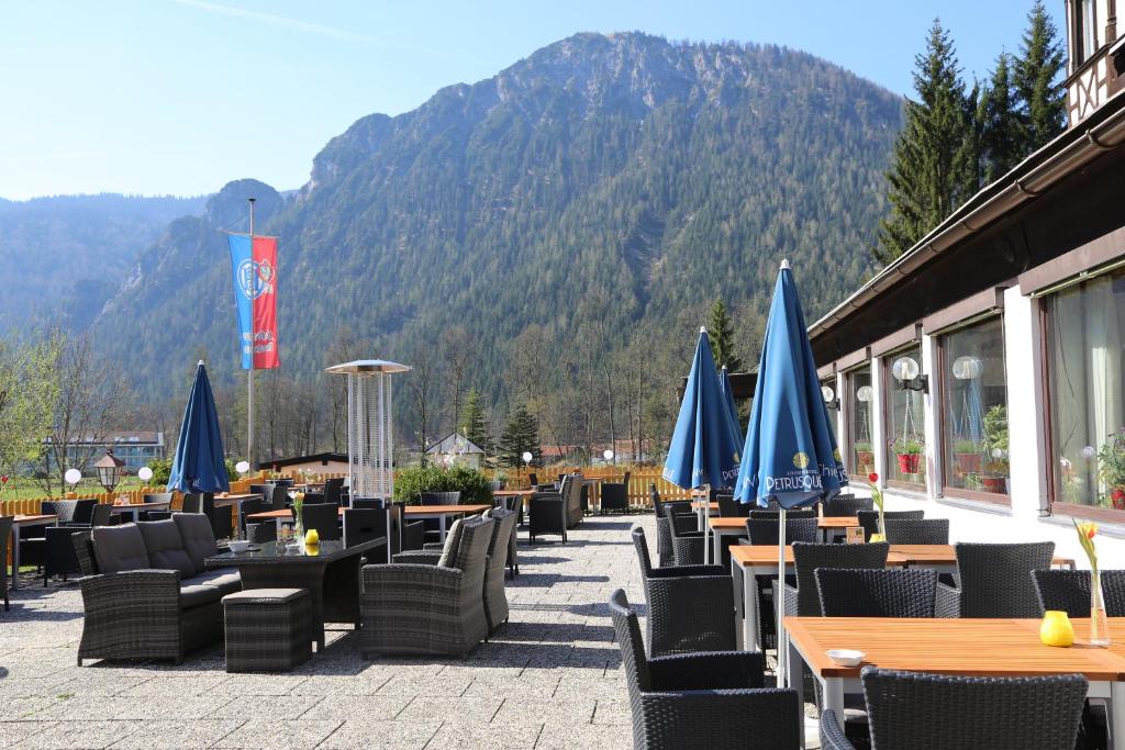 Nespecifikovaný výhled na hory nebo výhled na hory při pohledu z hotelu