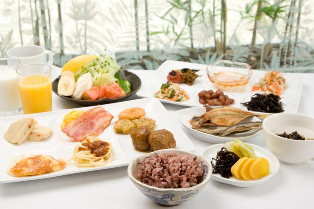 マホロバマインズ三浦 平日1泊朝食付ご宿泊利用券6枚有効期間 