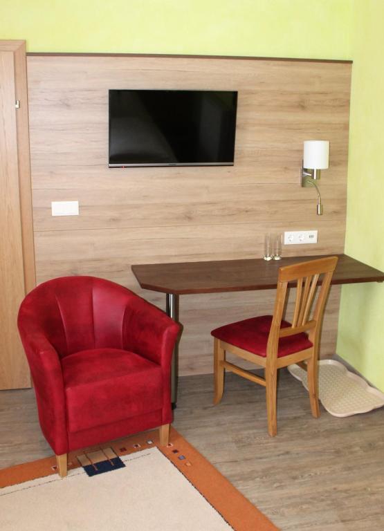 TV a/nebo společenská místnost v ubytování Hotel Freiensteinerhof Superior