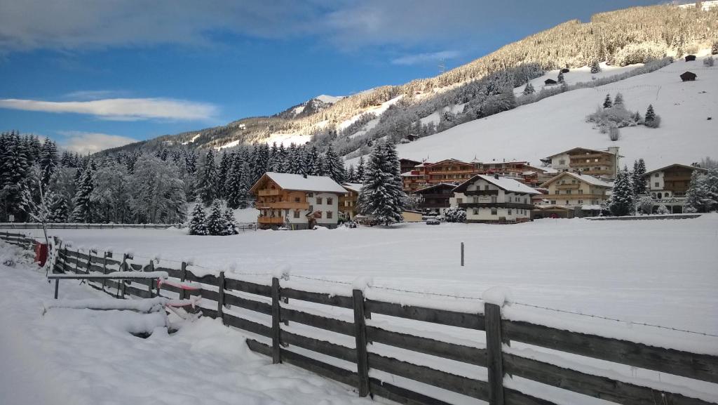 Jagdhaus Gerlos**** v zime
