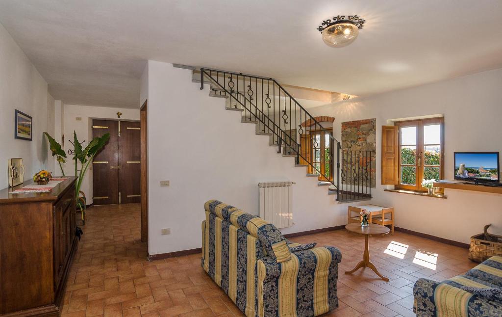 TV a/nebo společenská místnost v ubytování Agriturismo Ai Linchi