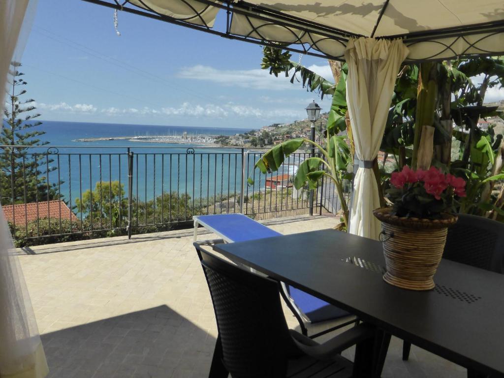 Villa del Mare Ligure Terme & SPA Piscina a 37 gradi