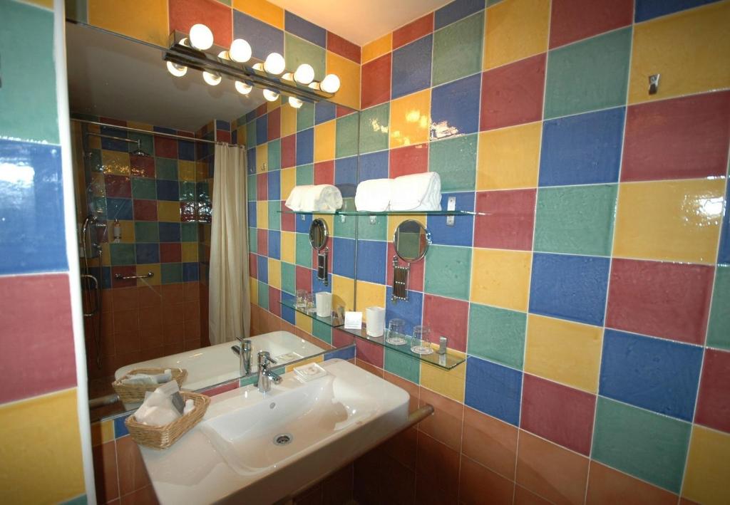 Koupelna v ubytování Hotel Casa de los Azulejos