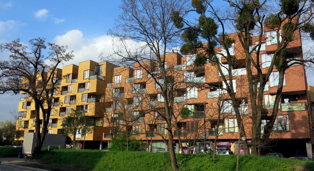 Budova, v ktorej sa apartmán nachádza
