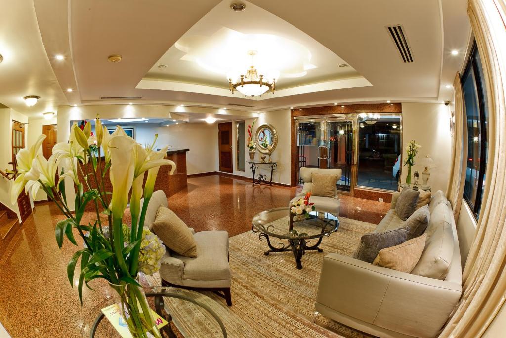 Un lugar para sentarse en Hotel Coral Suites