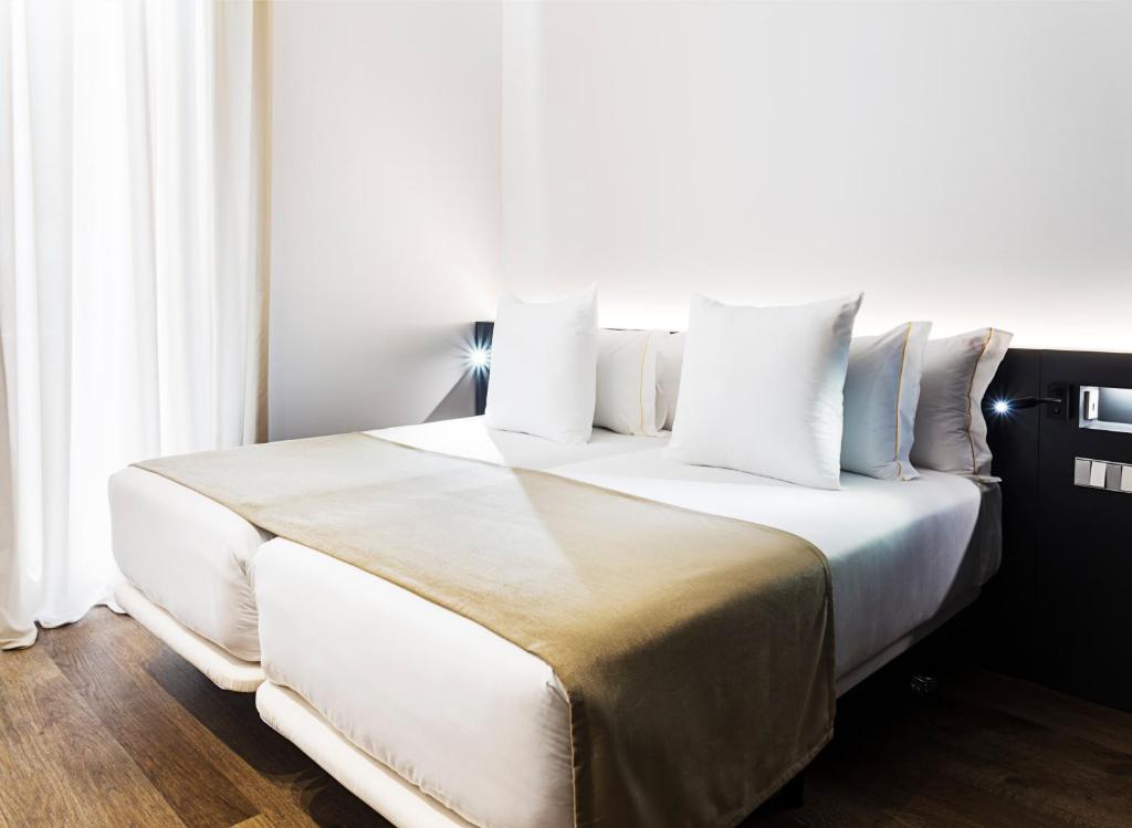 One Shot Mercat - Resim 37