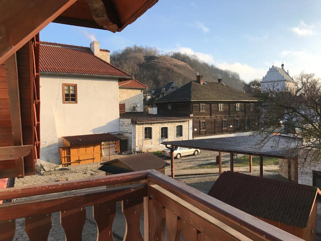 Výhľad na hory alebo výhľad na hory priamo z privátu
