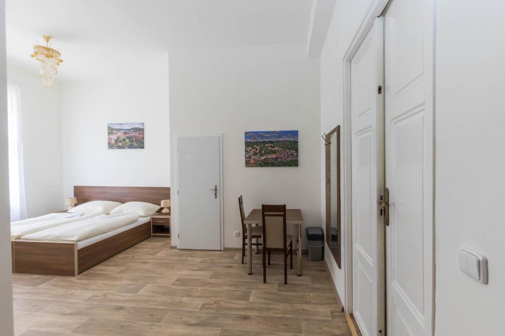 Apartments Paderewski - 7