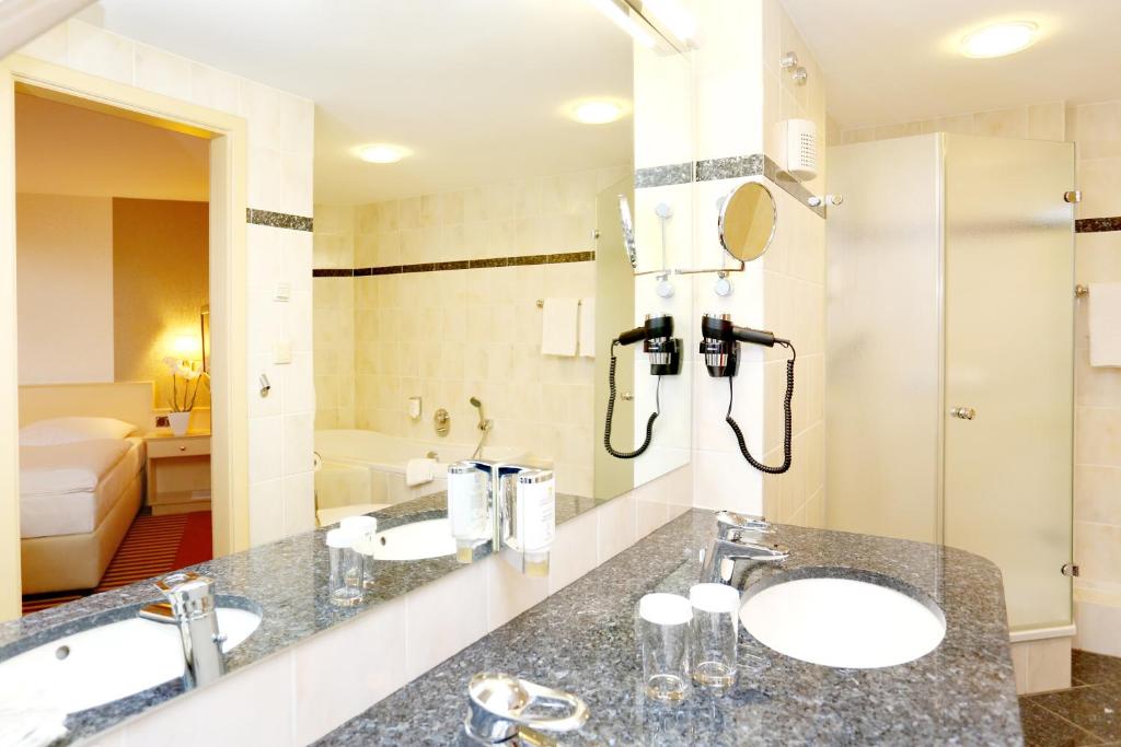 Koupelna v ubytování Ringhotel Weißer Hirsch